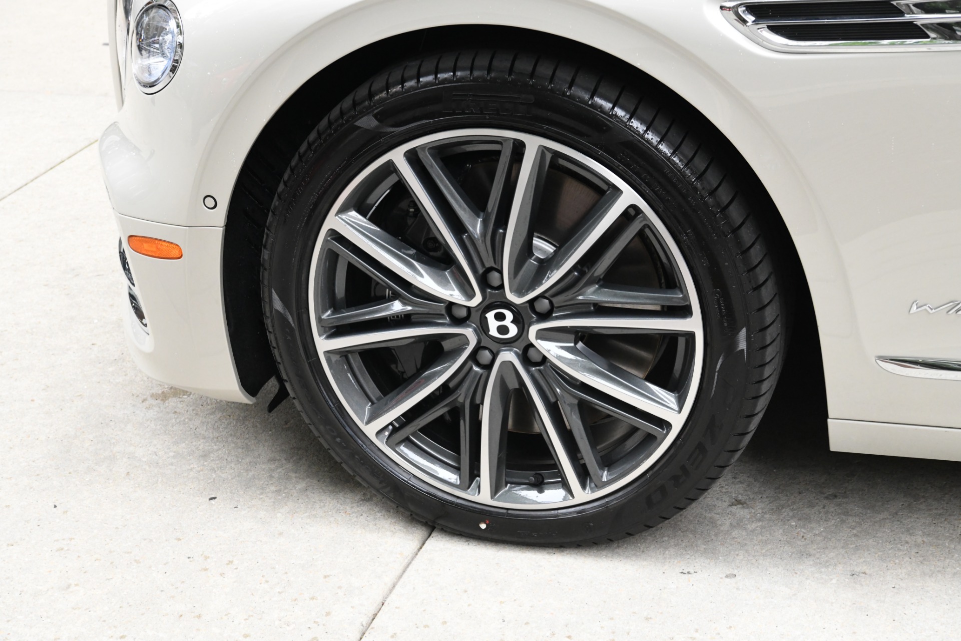 Used 2022 Bentley Flying Spur W12 | St. Petersburg, FL