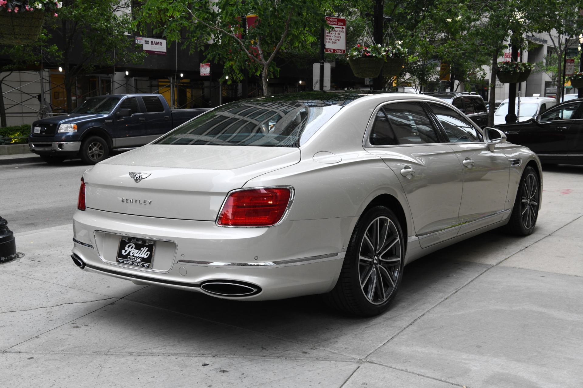 Used 2022 Bentley Flying Spur W12 | St. Petersburg, FL