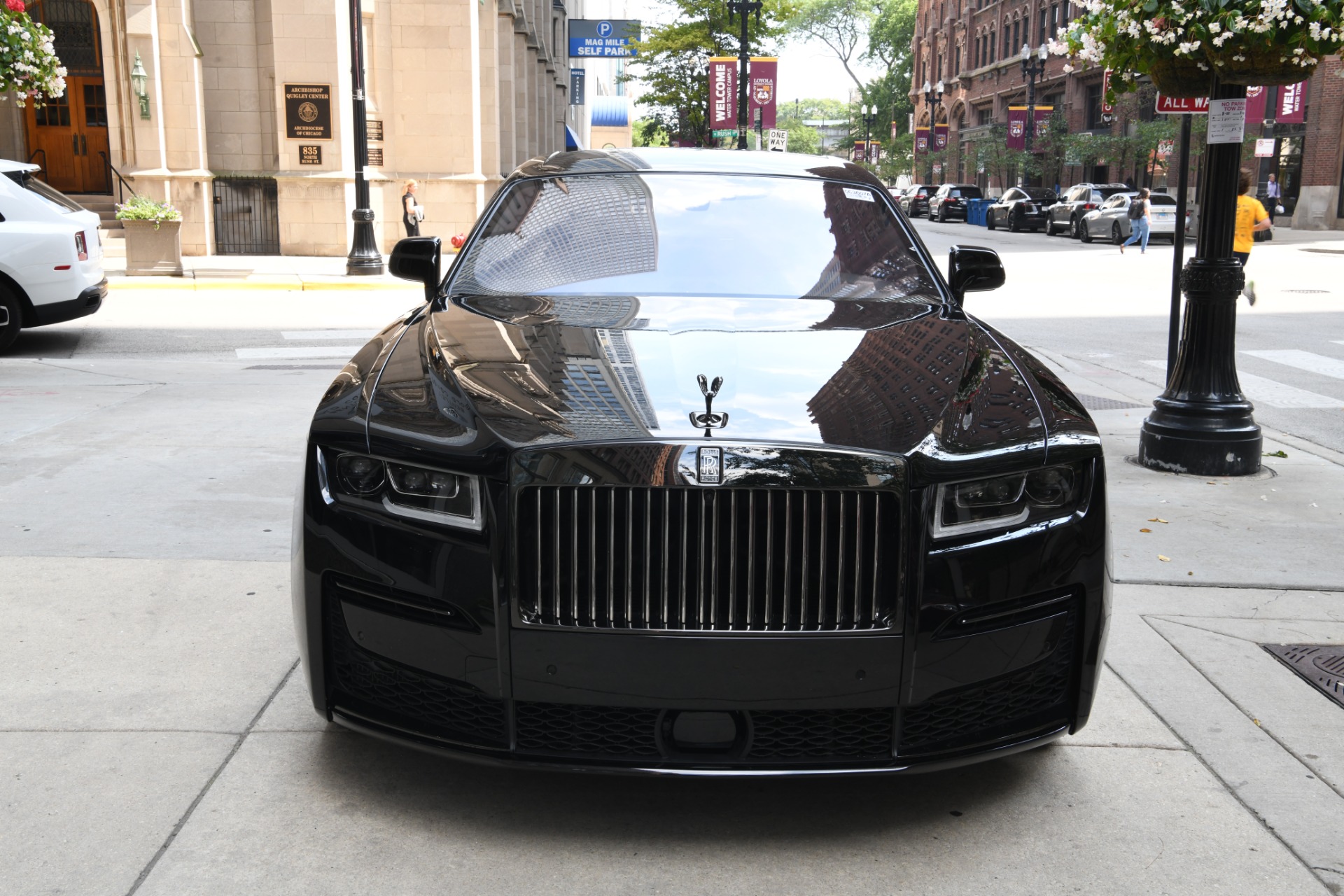 Herts Rollers  Black Rolls Royce Phantom Hire