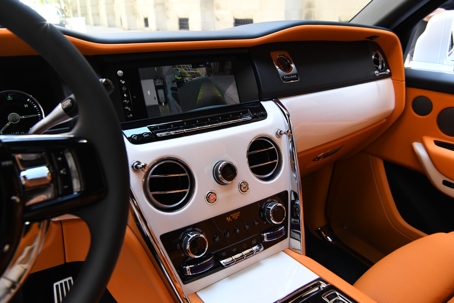 2022 Rolls Royce Cullinan RR31 photo 14