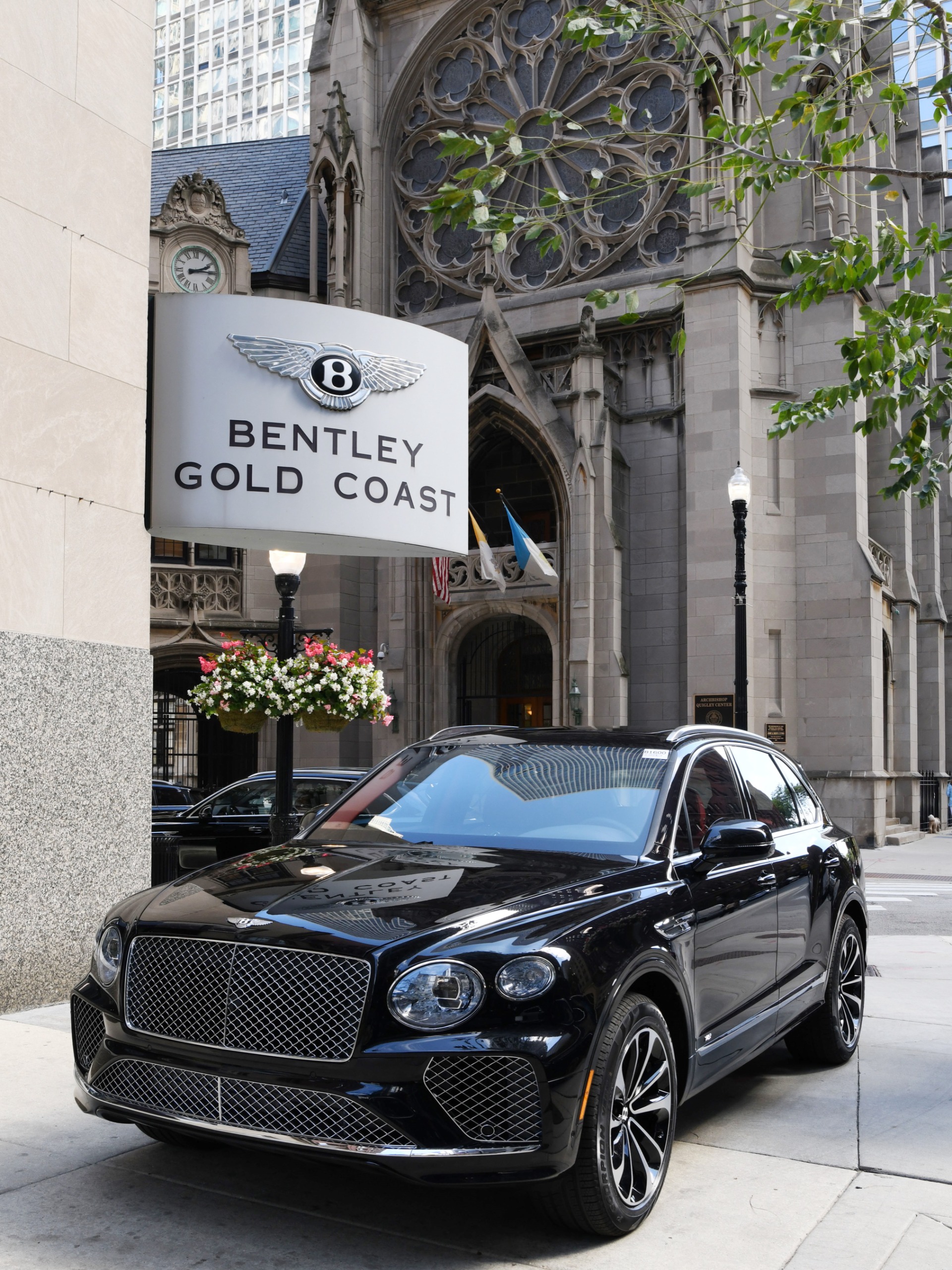 New 2022 Bentley Bentayga V8 | St. Petersburg, FL