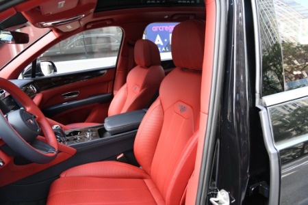 New 2022 Bentley Bentayga V8 | Chicago, IL