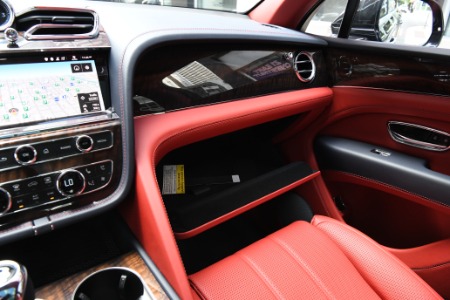 New 2022 Bentley Bentayga V8 | Chicago, IL
