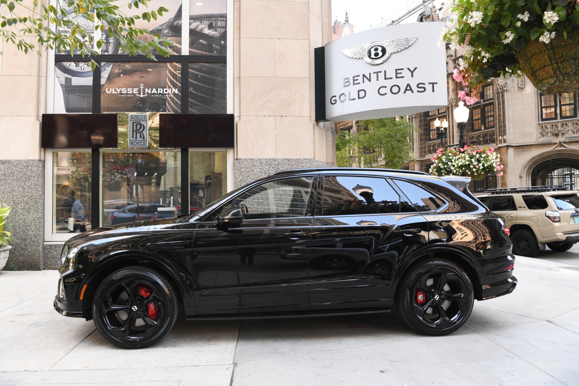 New 2022 Bentley Bentayga S | Chicago, IL