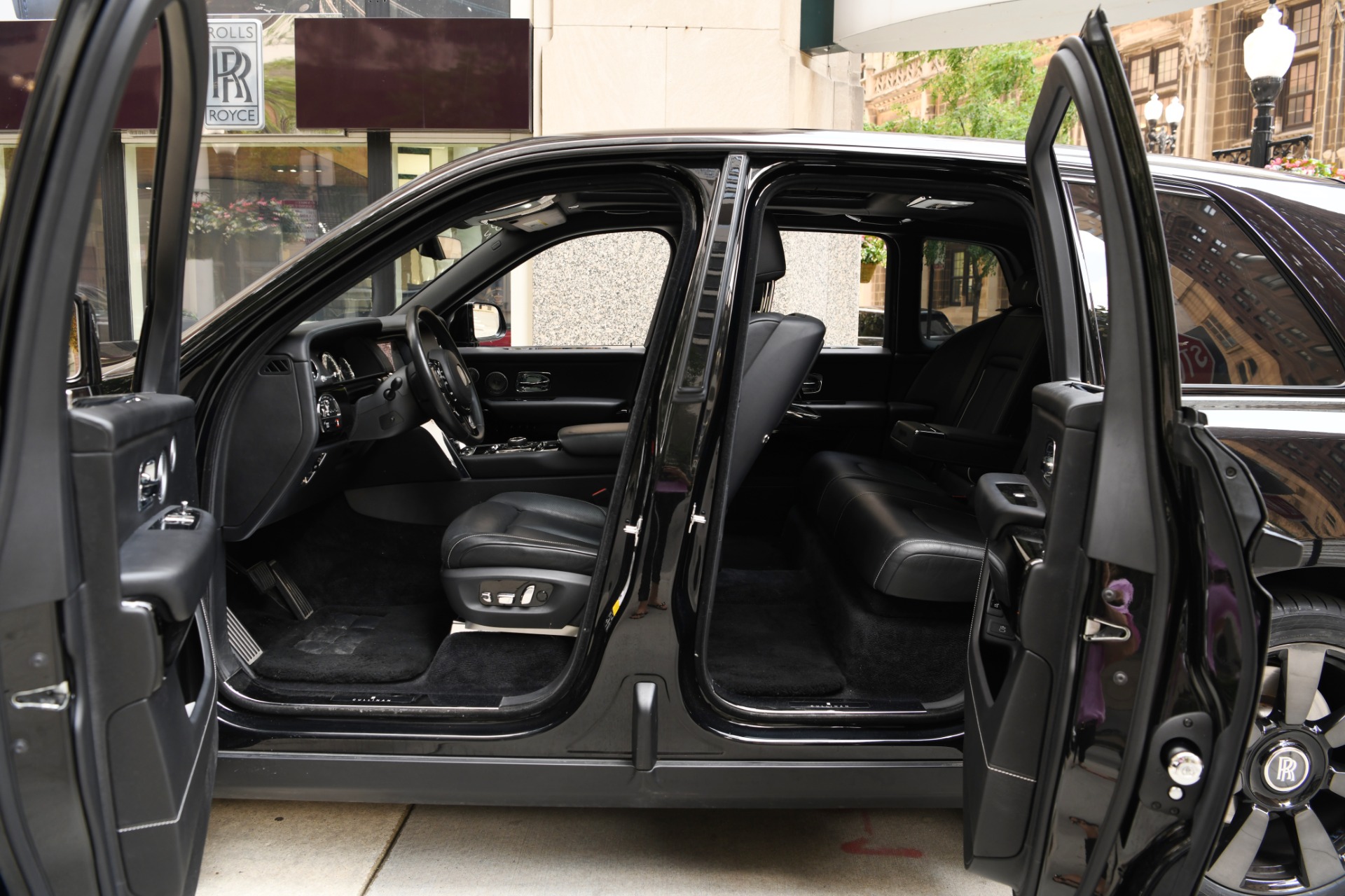 Used 2019 Rolls-Royce Cullinan | St. Petersburg, FL