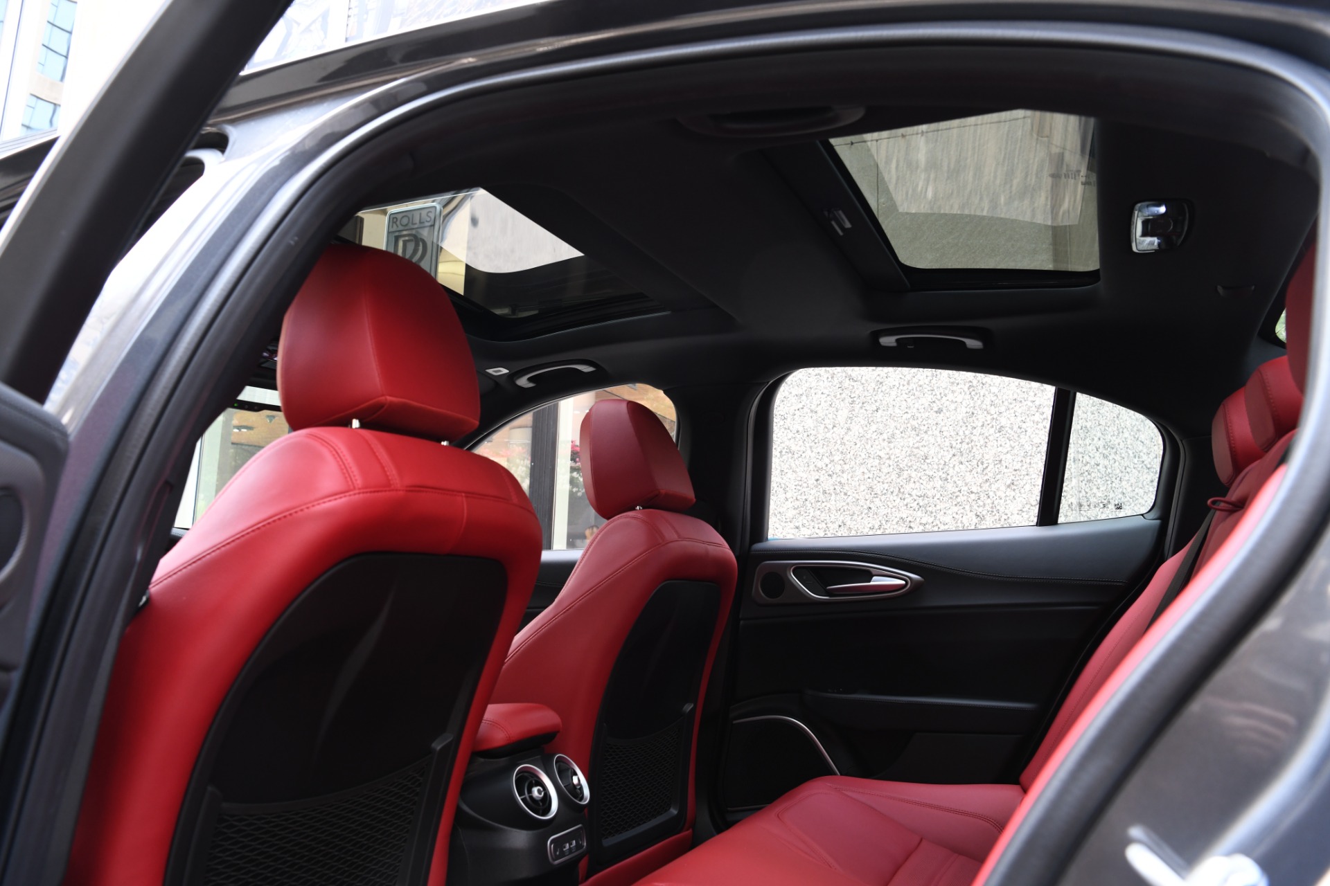 New 2022 Alfa Romeo Giulia Veloce | St. Petersburg, FL
