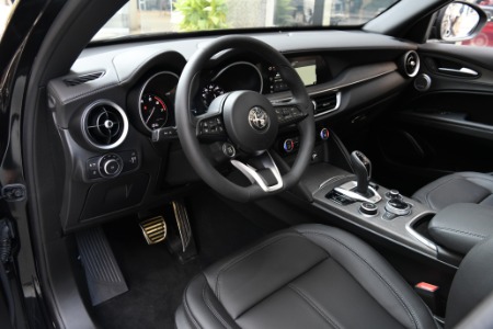 Used 2022 Alfa Romeo Stelvio Ti | Chicago, IL