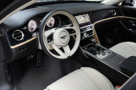 Used 2022 Bentley Flying Spur V8 | Chicago, IL