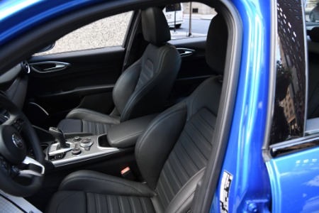 New 2022 Alfa Romeo Giulia Veloce | Chicago, IL