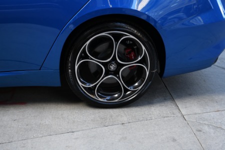 New 2022 Alfa Romeo Giulia Veloce | Chicago, IL