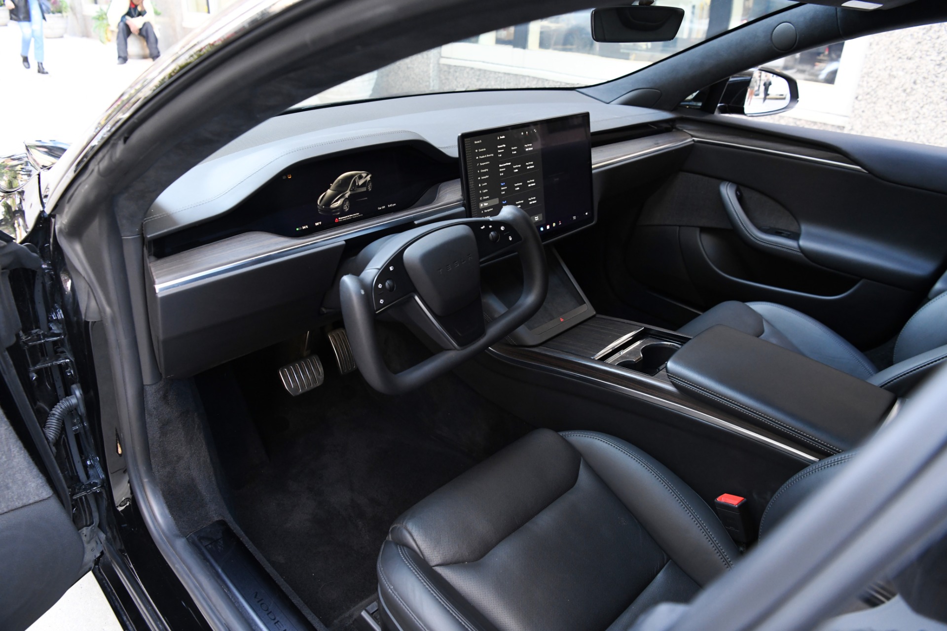 Tesla model s long on sale range interior