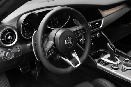 Used 2023 Alfa Romeo Giulia Veloce | Chicago, IL