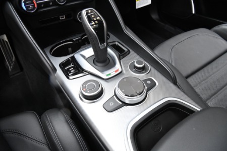 Used 2023 Alfa Romeo Giulia Veloce | Chicago, IL