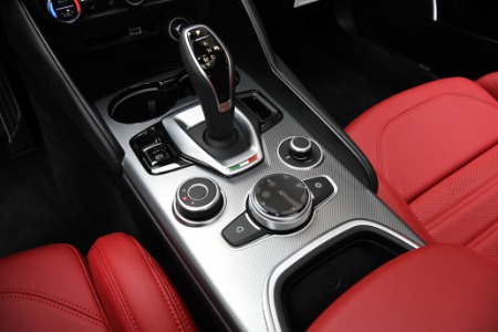 New 2023 Alfa Romeo Giulia Veloce | Chicago, IL