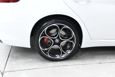 New 2023 Alfa Romeo Giulia Veloce | Chicago, IL
