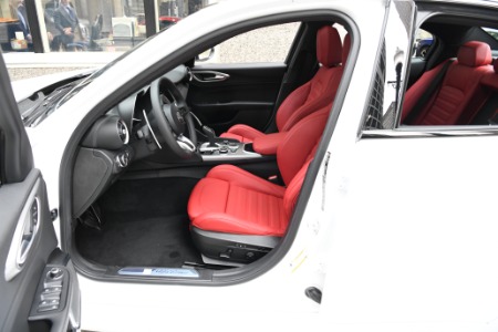 New 2023 Alfa Romeo Giulia Veloce | Chicago, IL