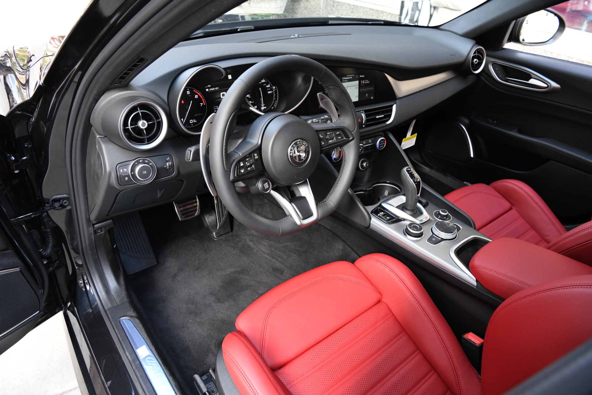 New 2023 Alfa Romeo Giulia Veloce | St. Petersburg, FL