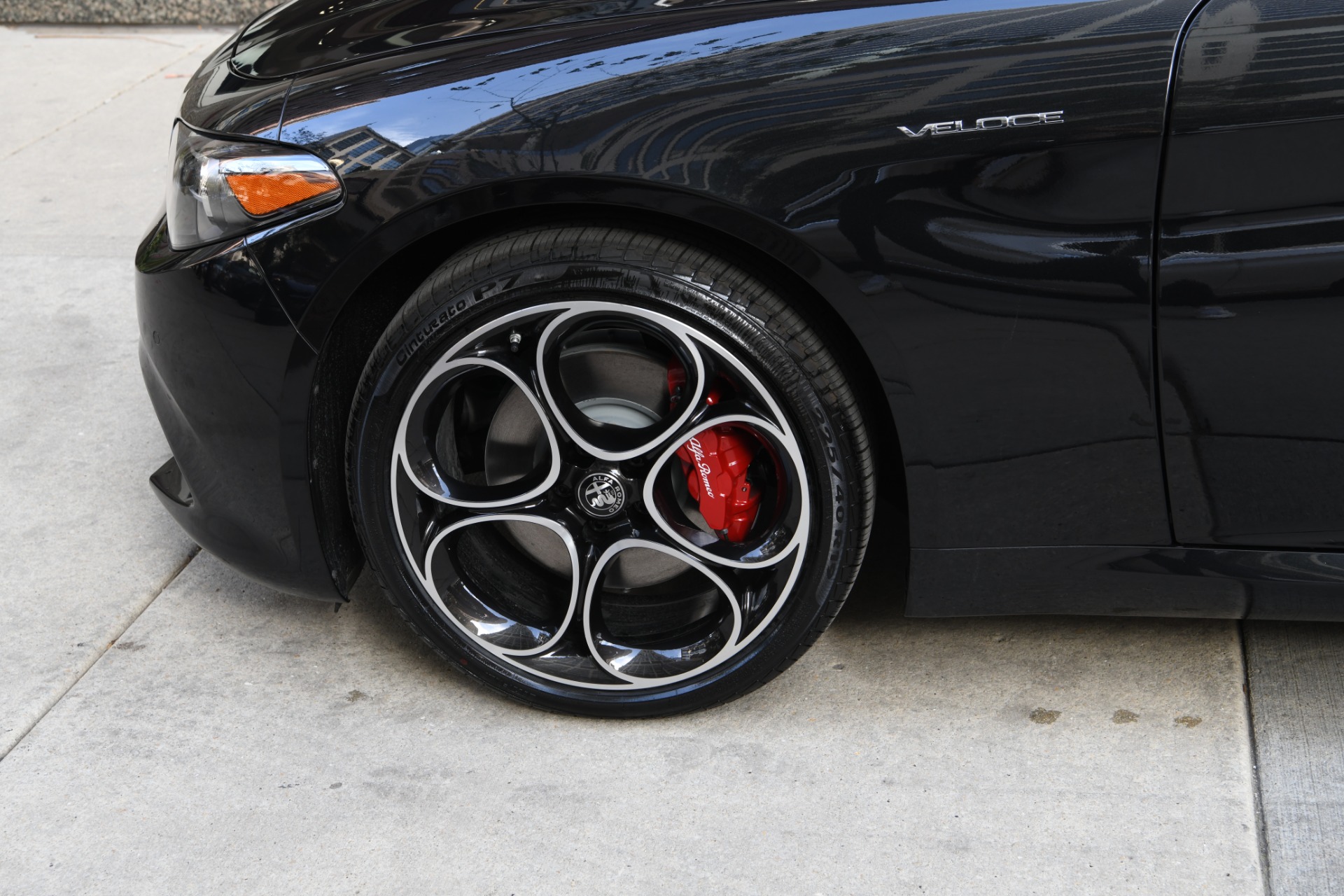 New 2023 Alfa Romeo Giulia Veloce | St. Petersburg, FL