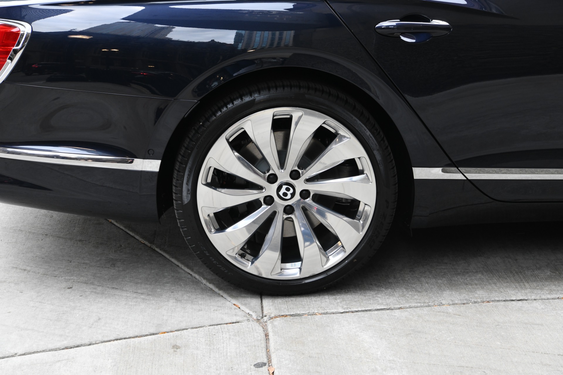 Used 2022 Bentley Flying Spur Hybrid | St. Petersburg, FL