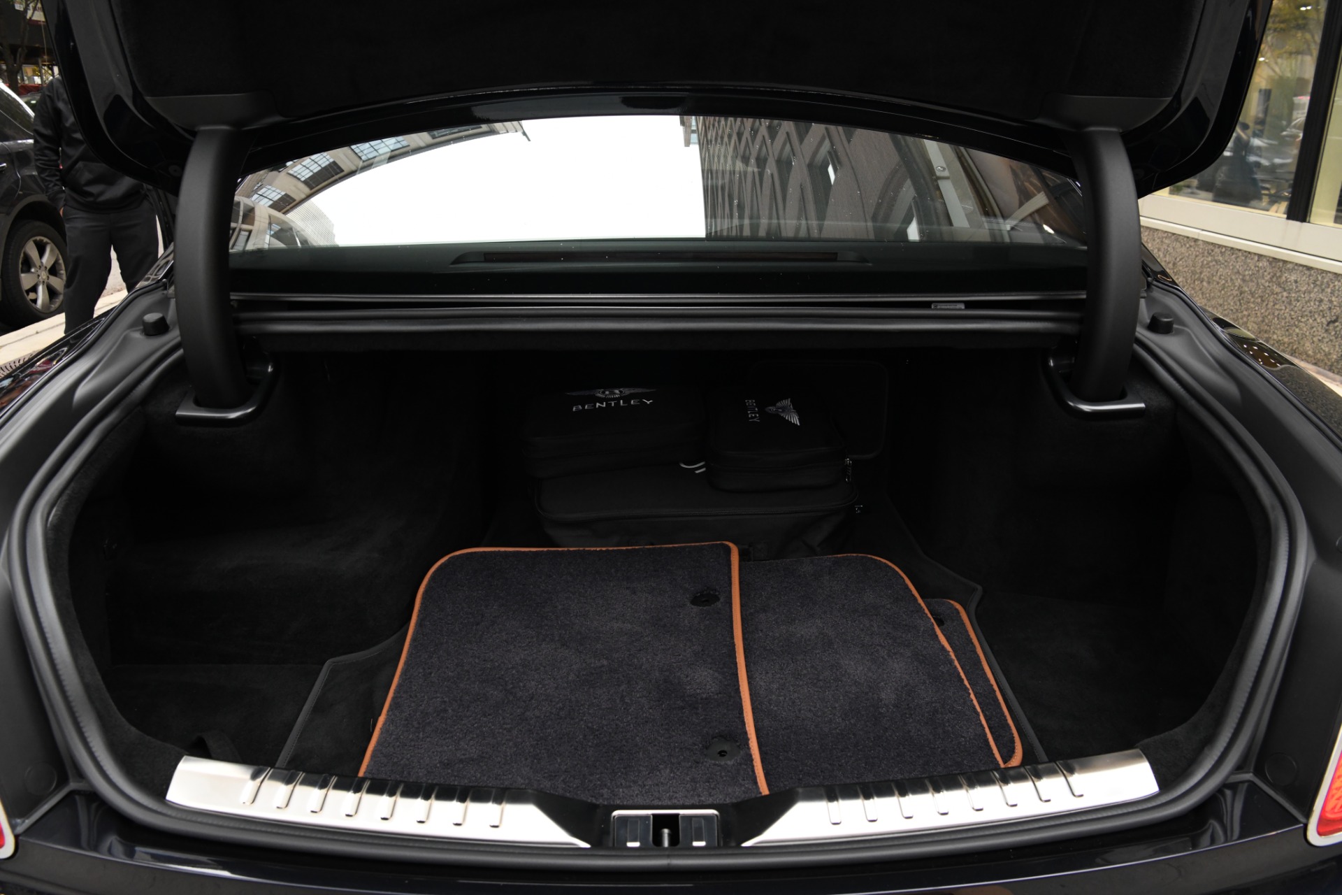 Used 2022 Bentley Flying Spur Hybrid | St. Petersburg, FL