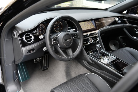 New 2022 Bentley Flying Spur V8 | Chicago, IL