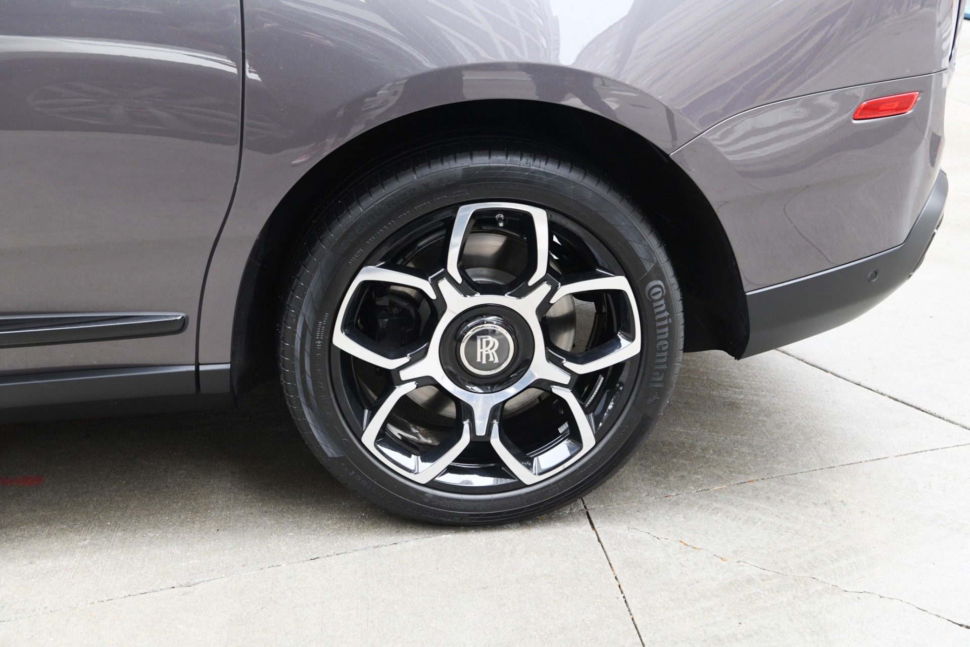 Used 2022 Rolls-Royce Black Badge Cullinan | St. Petersburg, FL