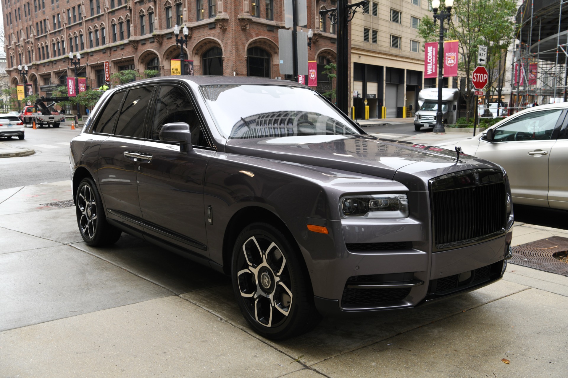 Used 2022 Rolls-Royce Black Badge Cullinan | St. Petersburg, FL