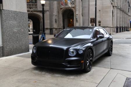 Used 2022 Bentley Flying Spur V8 | Chicago, IL