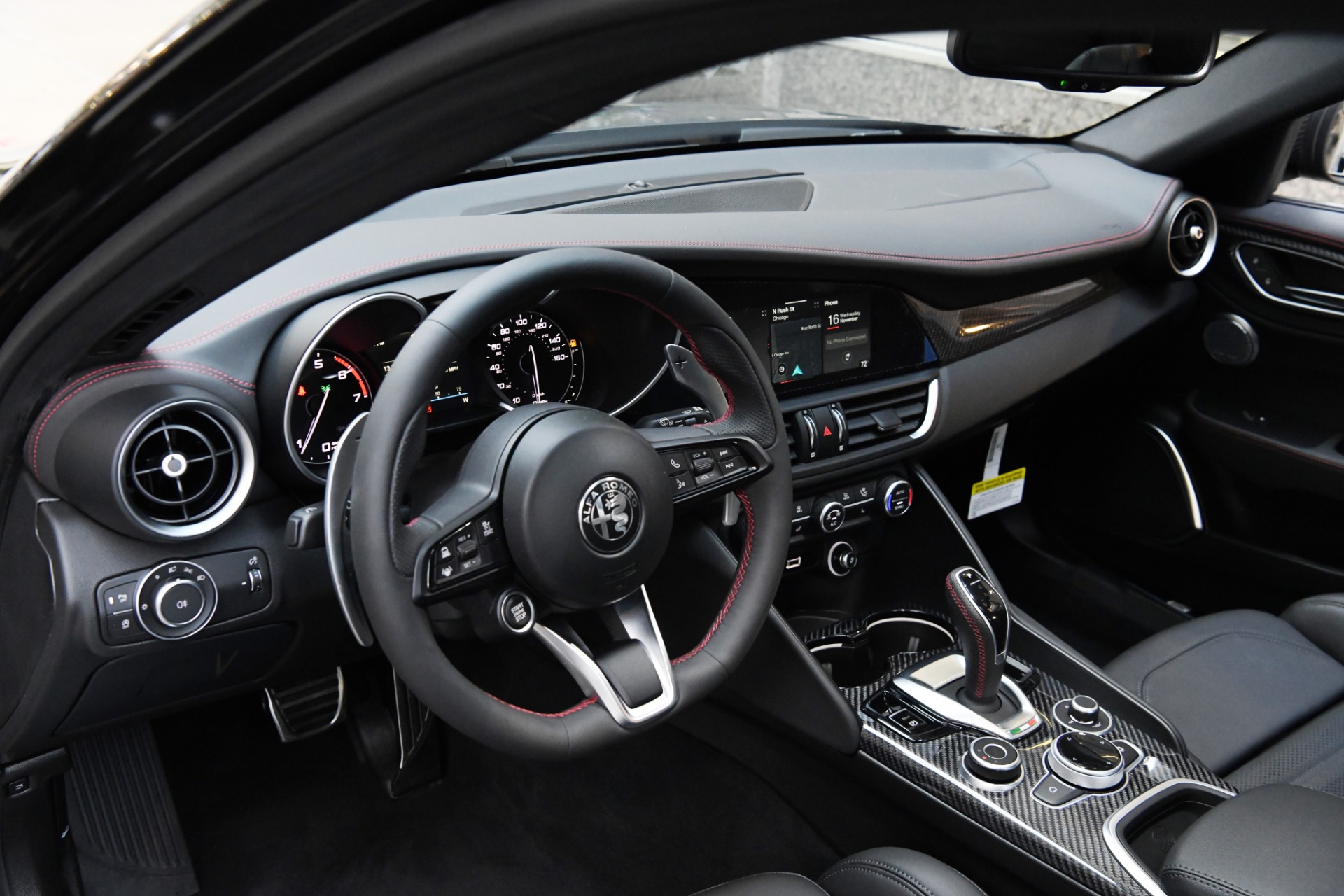 New 2023 Alfa Romeo Giulia Estrema | St. Petersburg, FL