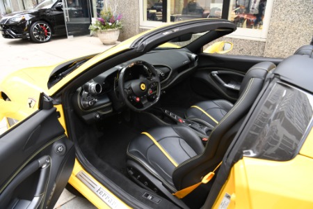 Used 2021 Ferrari F8 Spider  | Chicago, IL