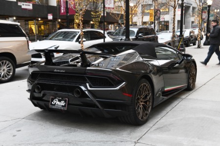 Used 2018 Lamborghini Huracan Spyder LP 640-4 Performante Spyder | Chicago, IL