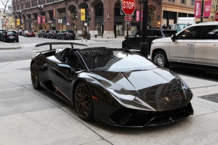 Used 2018 Lamborghini Huracan Spyder LP 640-4 Performante Spyder | Chicago, IL