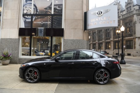 New 2022 Alfa Romeo Giulia Ti | Chicago, IL