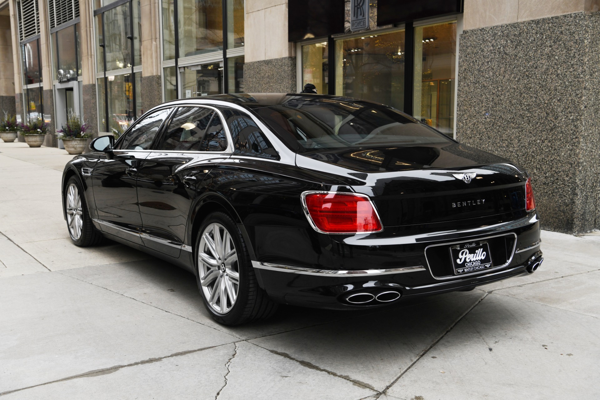 New 2023 Bentley Flying Spur V8 | Chicago, IL