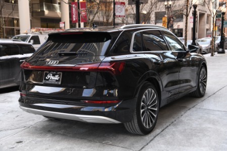 Used 2019 Audi e-tron quattro Prestige | Chicago, IL