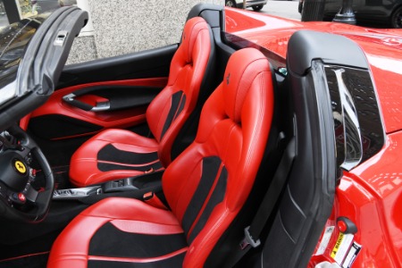 Used 2021 Ferrari F8 Spider  | Chicago, IL