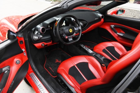 Used 2021 Ferrari F8 Spider  | Chicago, IL