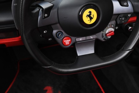 Used 2021 Ferrari F8 Spider  | Chicago, IL