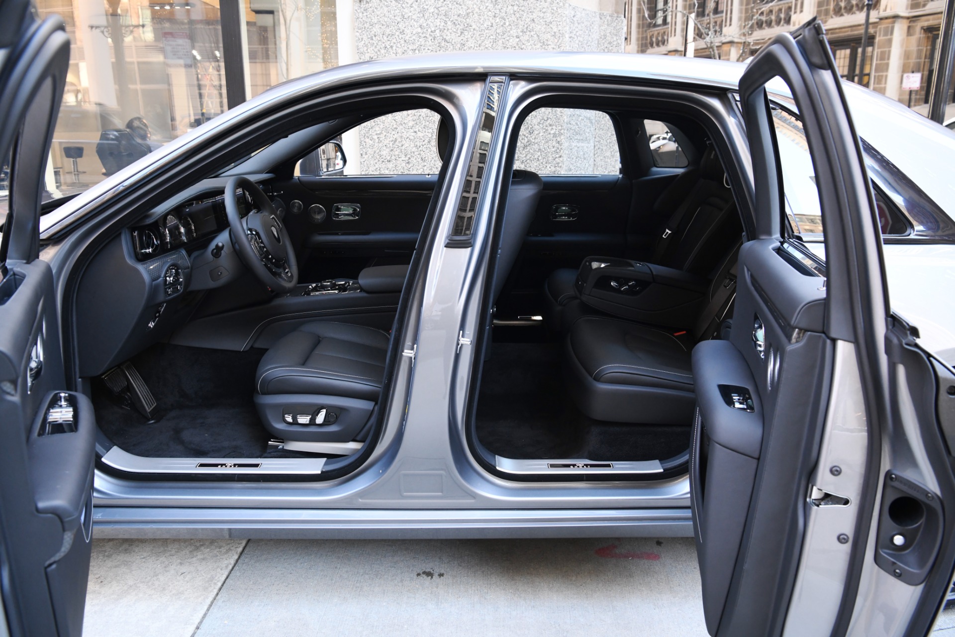 New 2023 Rolls-Royce Black Badge Ghost | St. Petersburg, FL