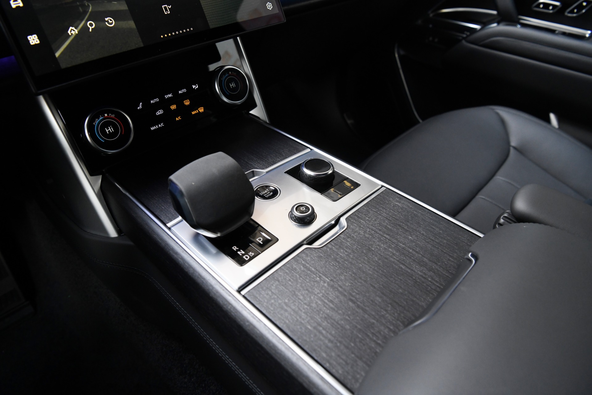Used 2023 Land Rover Range Rover P400 SE | St. Petersburg, FL