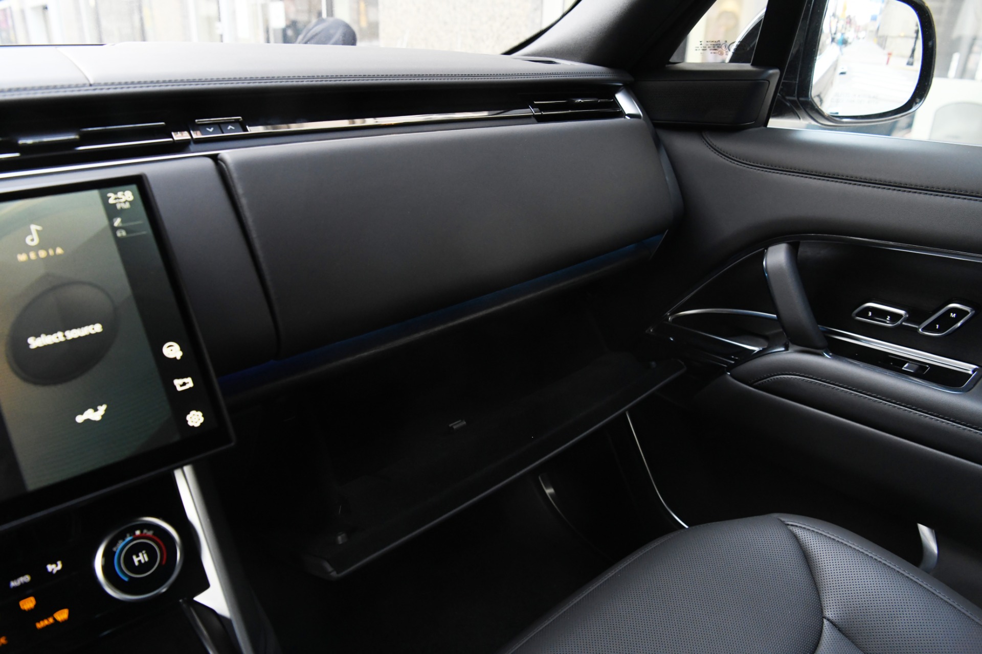Used 2023 Land Rover Range Rover P400 SE | St. Petersburg, FL