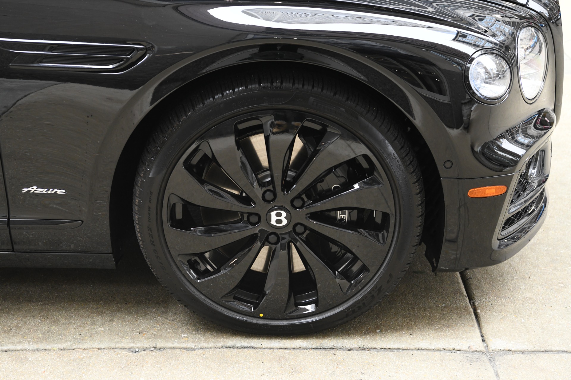 New 2023 Bentley Flying Spur Azure V8 | St. Petersburg, FL
