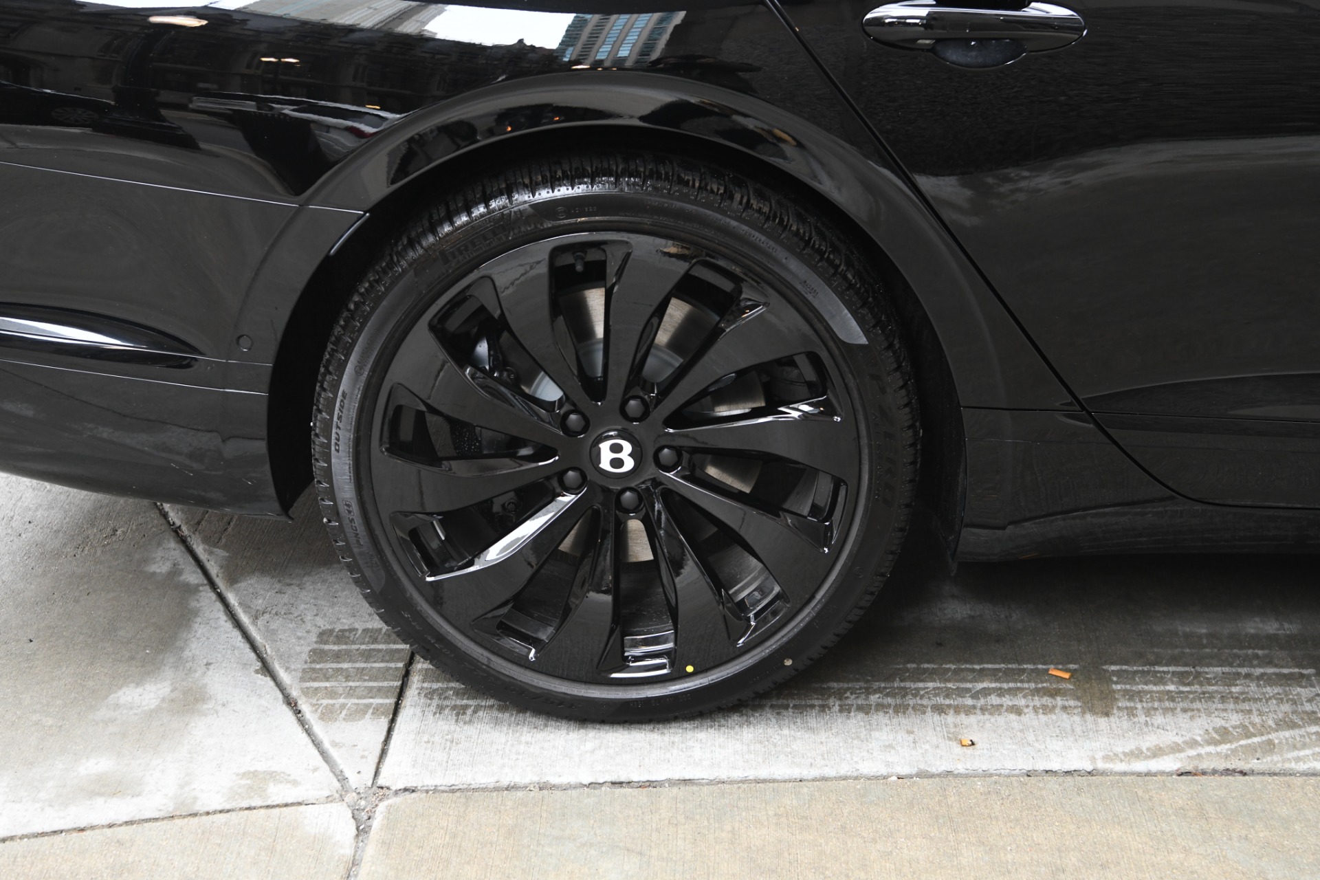 New 2023 Bentley Flying Spur Azure V8 | St. Petersburg, FL