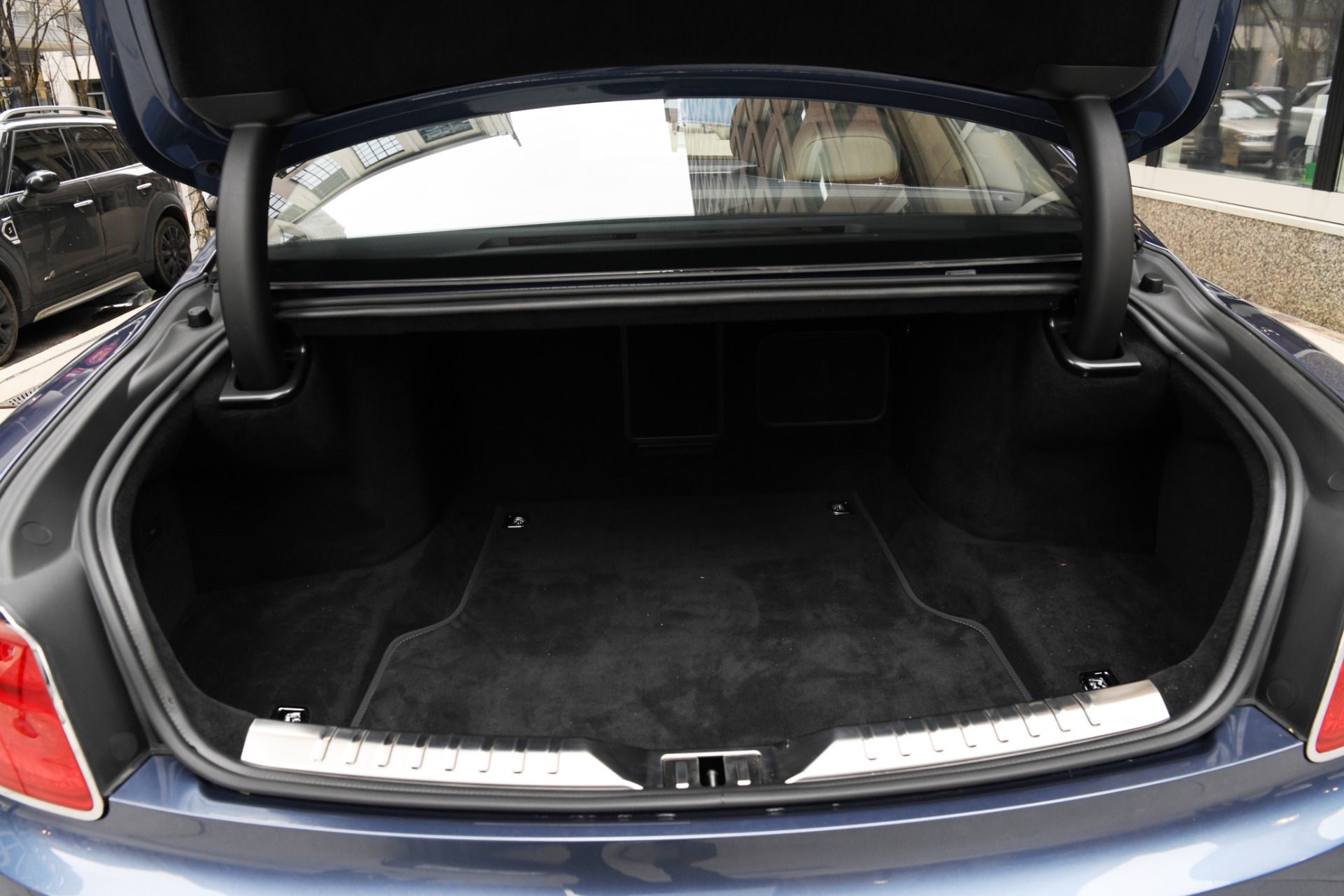 Used 2021 Bentley Flying Spur V8 | St. Petersburg, FL