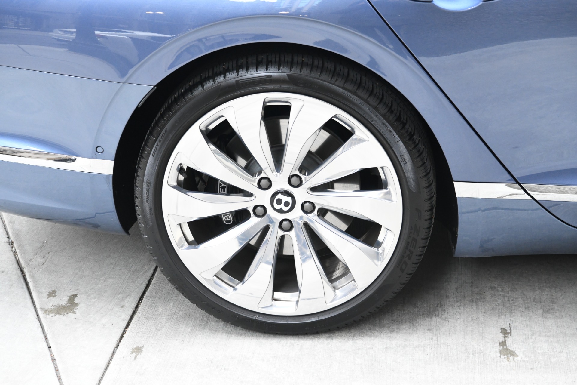 Used 2021 Bentley Flying Spur V8 | St. Petersburg, FL
