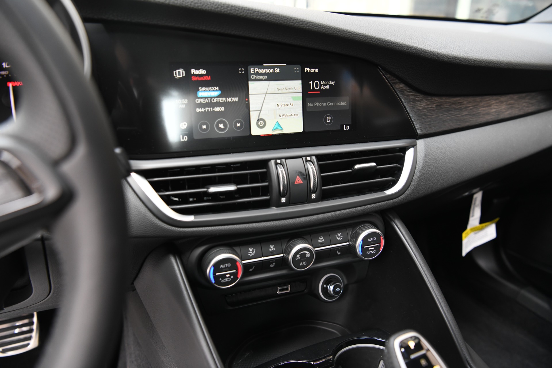 New 2023 Alfa Romeo Giulia Sprint | St. Petersburg, FL