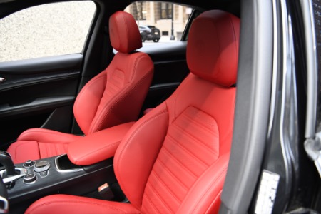 New 2023 Alfa Romeo Stelvio Sprint | Chicago, IL