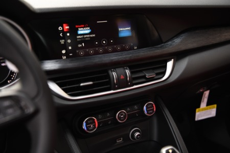New 2023 Alfa Romeo Stelvio Sprint | Chicago, IL