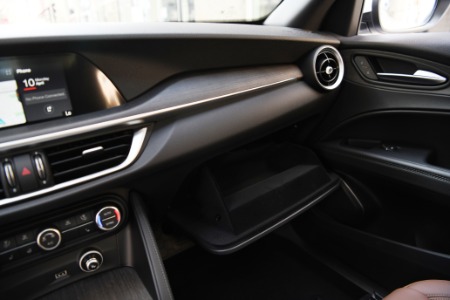 New 2023 Alfa Romeo Stelvio Ti | Chicago, IL