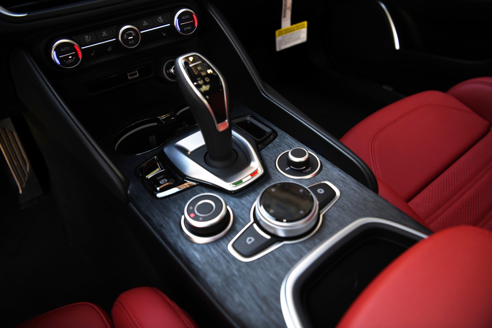 New 2023 Alfa Romeo Giulia Sprint | St. Petersburg, FL